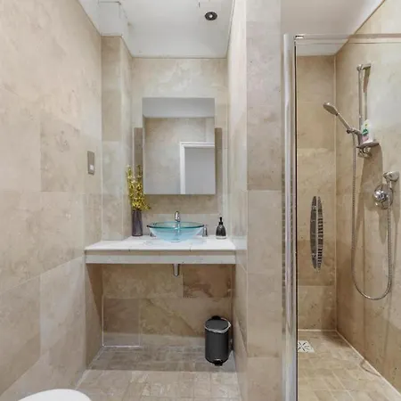 3 Bedroom Townhouse In *